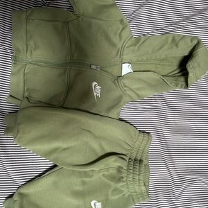 Nike Kids Olive Green Hoodie and Joggers Set (12M)
